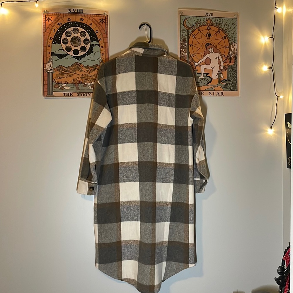 Staccato Shacket - Picture 3 of 11